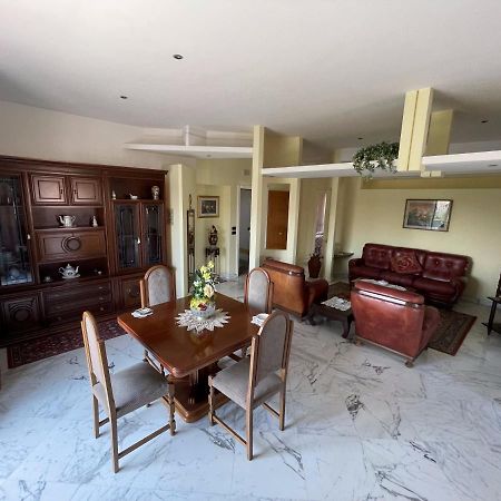 Geltrude Apartment Avola Bagian luar foto