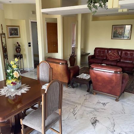 Geltrude Apartment Avola Bagian luar foto