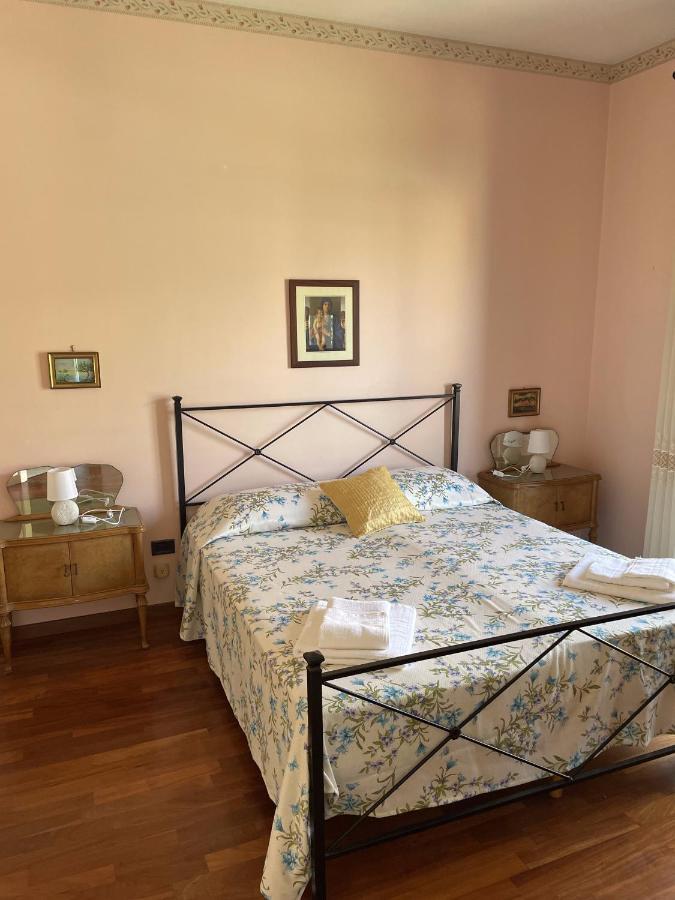Geltrude Apartment Avola Bagian luar foto