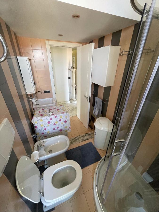 Geltrude Apartment Avola Bagian luar foto